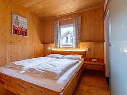 Luxurious Chalet in Sankt Georgen ob Murau with Hot Tub