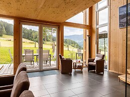 Luxurious Chalet in Sankt Georgen ob Murau with Hot Tub