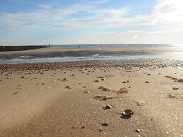 Elegant Apartment in Koudekerke With Gas Fireplace