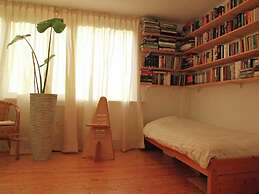 Spacious Holiday Home With Garden