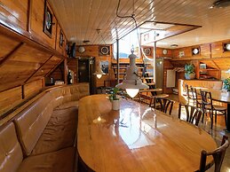 Unique Group Stay: Boat for 30