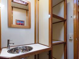Unique Group Stay: Boat for 30