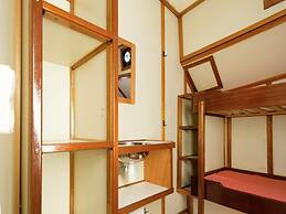 Unique Group Stay: Boat for 30