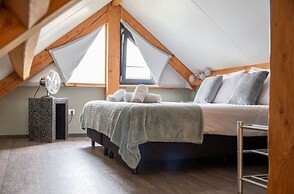 Tranquil Holiday Home in Alphen-chaam With Stables