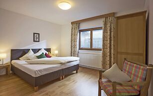 Apartment With Zillertal Alps Views