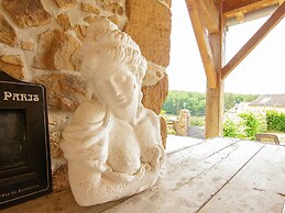 Cozy Cottage in Roussines, Dordogne