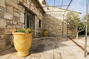 Vineyard Villa in Montfrin