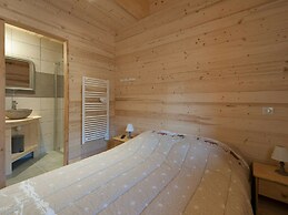 Chalet in Les Menuires by Ski Piste