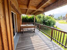 Amazing House With Balcony