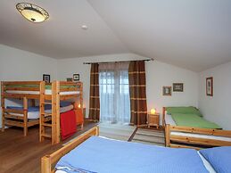 Posh Mansion in Sankt with 2 Saunas, Whirlpool, Hot Tub