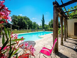 Beautiful Farmhouse With Private Pool