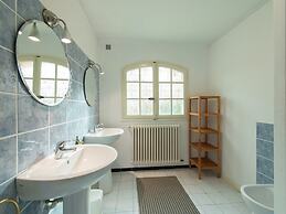 Sunny Villa Stay in Nyons