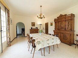 Sunny Villa Stay in Nyons