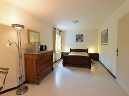 Sunny Villa Stay in Nyons
