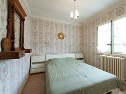 Sunny Villa Stay in Nyons