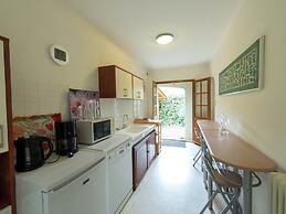 Sunny Villa Stay in Nyons