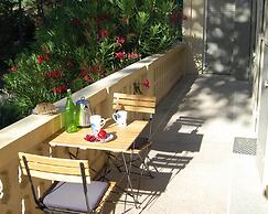 Villa in Valreas With Pool and Garden Views