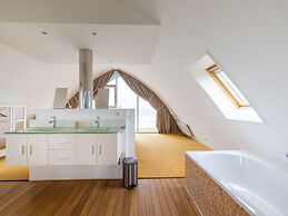 Luxury Apartment With sea View in a Residence