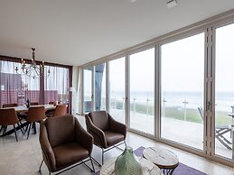 Luxury Apartment With sea View in a Residence