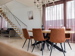 Luxury Apartment With sea View in a Residence