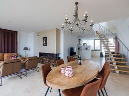 Luxury Apartment With sea View in a Residence