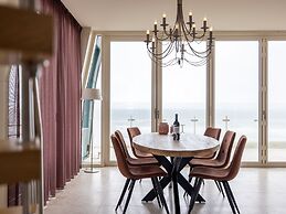 Luxury Apartment With sea View in a Residence