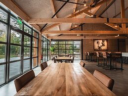 Houses and Group Room, Close to Nature Reserve