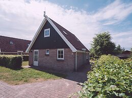 Houses and Group Room, Close to Nature Reserve