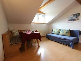 Rustic Holiday Home near Ski Area in Hopfgarten im Brixental