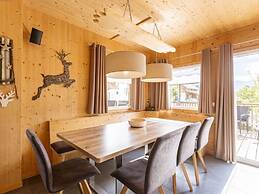 Superior Chalet With Whirlpool