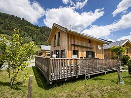 Superior Chalet With Whirlpool