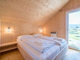 Superior Chalet With Whirlpool