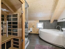 Superior Chalet With Whirlpool