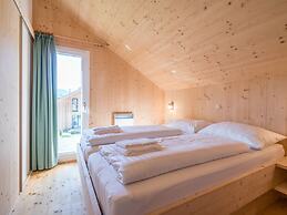 Superior Chalet With Whirlpool