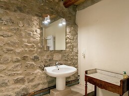 Secluded Stone Villa Retreat