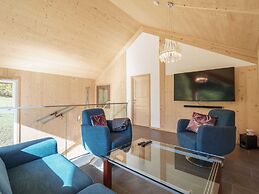 Chalet in Sankt Georgen on Ski Slopes