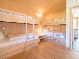 Chalet in Sankt Georgen on Ski Slopes