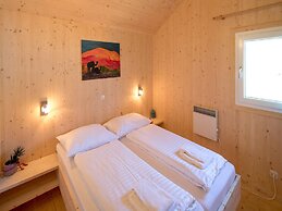 Chalet in Sankt Georgen on Ski Slopes