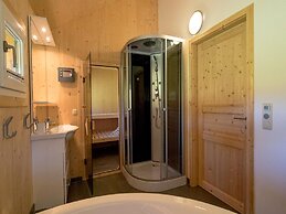 Chalet in Sankt Georgen on Ski Slopes