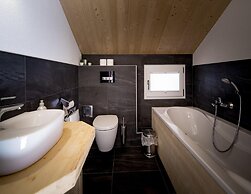 Charming Chalet With Whirlpool