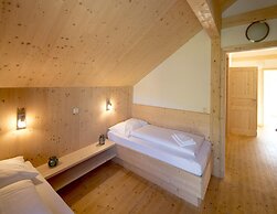 Charming Chalet With Whirlpool