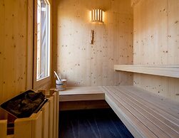 Charming Chalet With Whirlpool