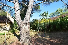 Peaceful Villa in Saint-jory