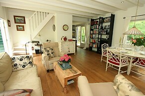 Cozy Countryside Escape in Dalfsen