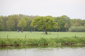 Cozy Countryside Escape in Dalfsen