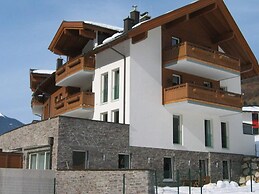Modern Apartment in Saalbach-hinterglemm Near Ski Aea