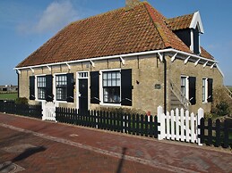 Unique Holiday Home on Texel on the Edge of Den Hoorn