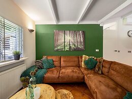 Dog-friendly Stay w/ Spa
