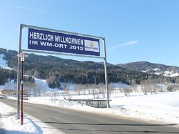 Lovely Chalet on the ski Slope