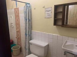 OYO 633 Abelardo's Pension House